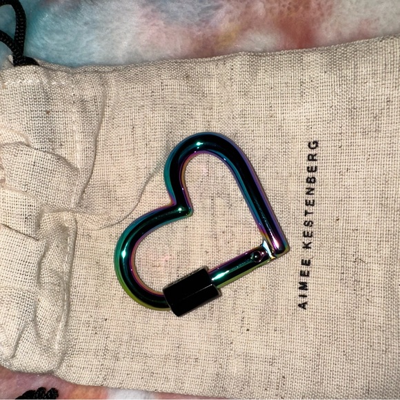 It’s a Love Thing Oil Slick Iridescent Key FOB bag clip/charm - Picture 6 of 10